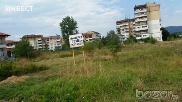 Дава се под наем парцел -1000 кв.м.