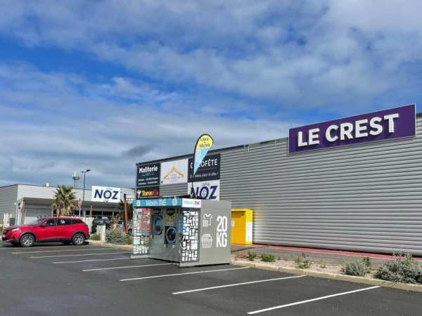 Продава бизнес имот, гр. софия, докторски паметник