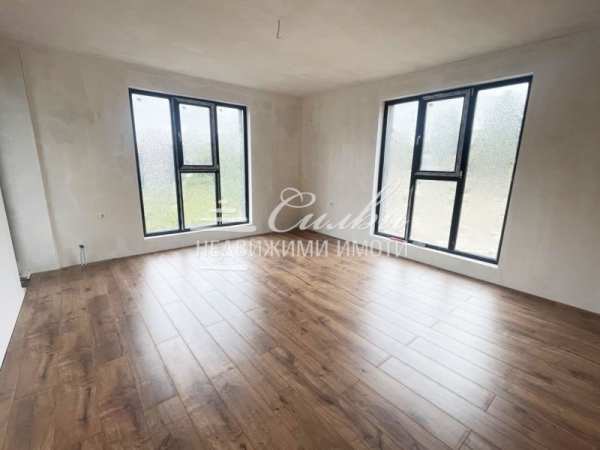 Продава 2-стаен, гр. шумен, тракия