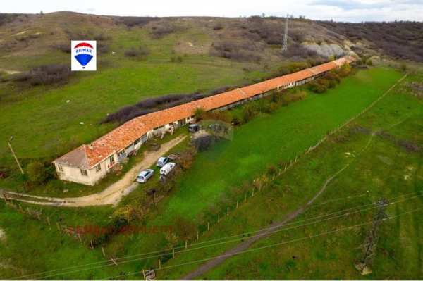 Продава бизнес имот, с. дибич, област шумен