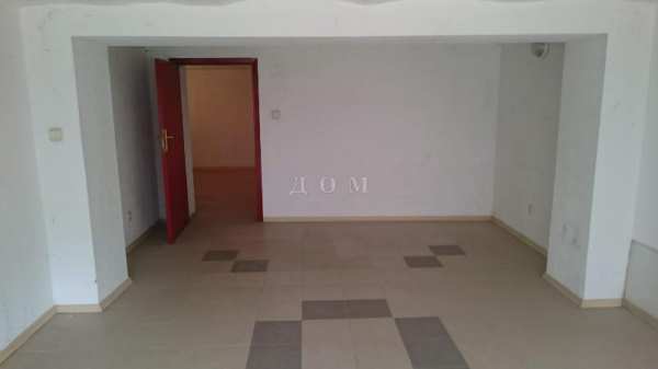 Продава магазин, гр. шумен, център