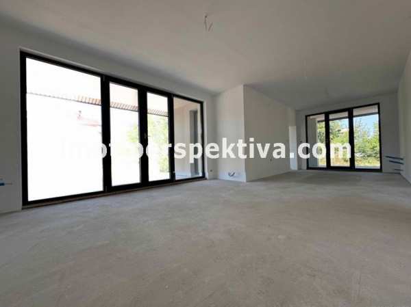 Продава къща, гр. пловдив, кючук париж