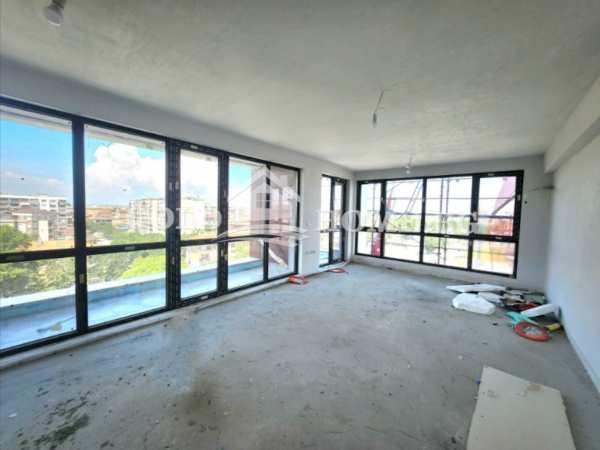 Продава 3-стаен, гр. пловдив, тракия