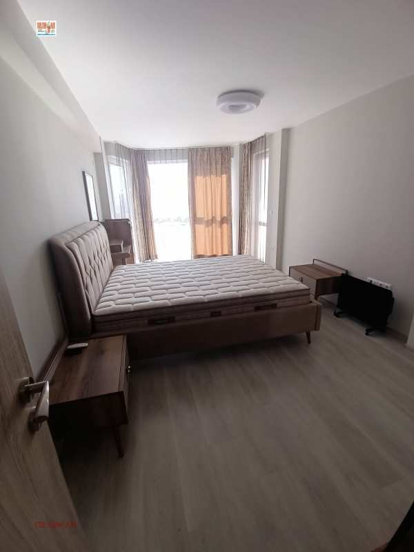 Продава 3-стаен, гр. велико търново, център