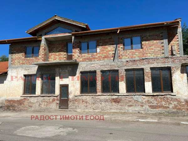 Продава бизнес имот, с. караджалово, област пловдив