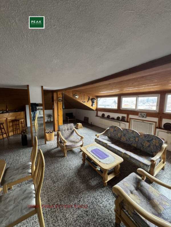 Продава бизнес имот, гр. ихтиман, област софия област