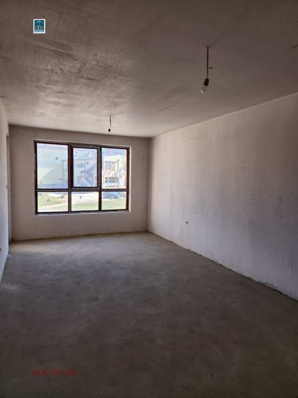 Продава 3-стаен, гр. велико търново, бузлуджа