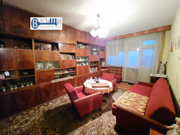 Продава 4-стаен, гр. велико търново, акация