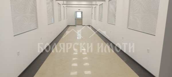 Продава  офис град Велико Търново, Център
      195 кв.м