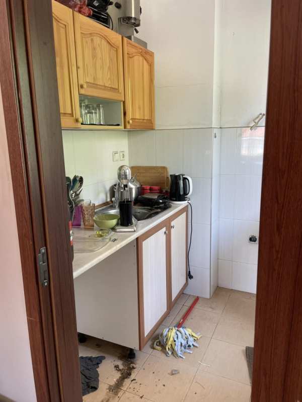 Продава 4-стаен, гр. шумен, военно училище