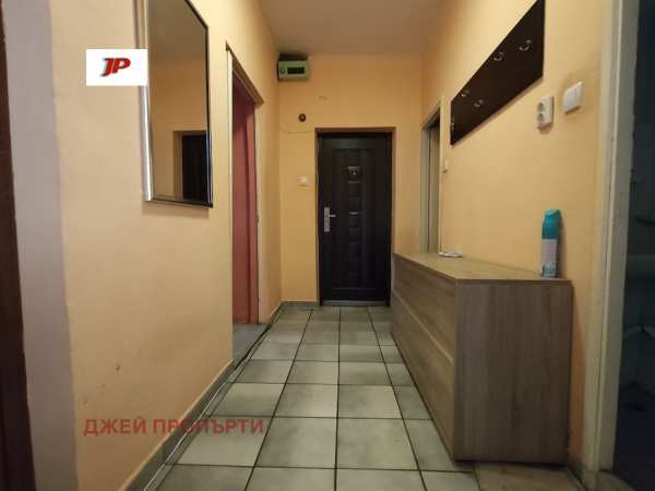 Продава 3-стаен, гр. пловдив, тракия