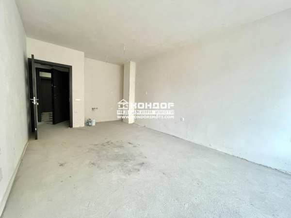 Продава 3-стаен, гр. пловдив, център