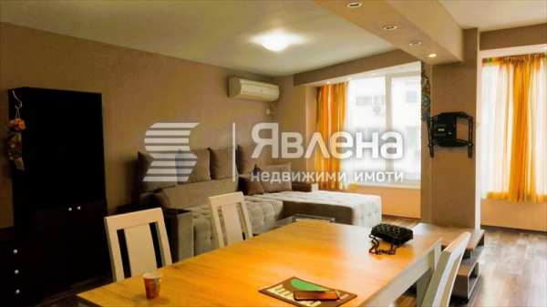 Продава 3-стаен, гр. бургас, център