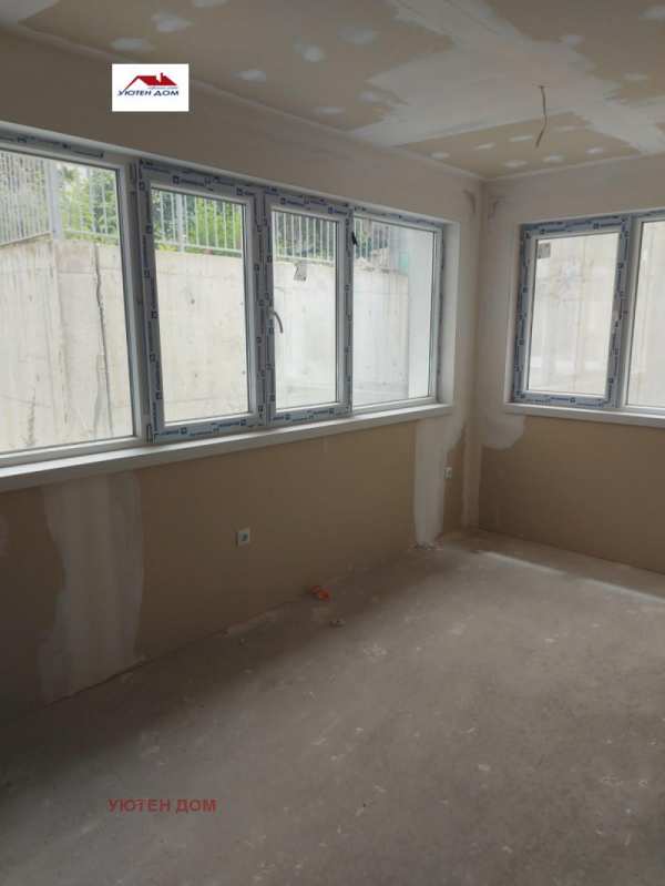 Продава офис, гр. шумен, център