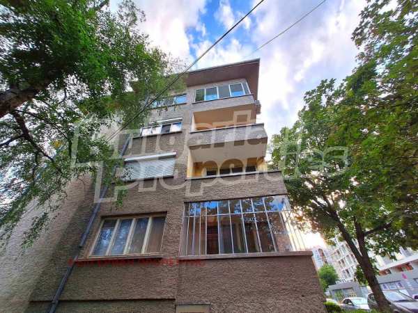 Продава 4-стаен, гр. велико търново, акация