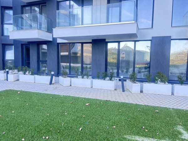 Продава бизнес имот, гр. варна, к.к. св.св. константин и елена