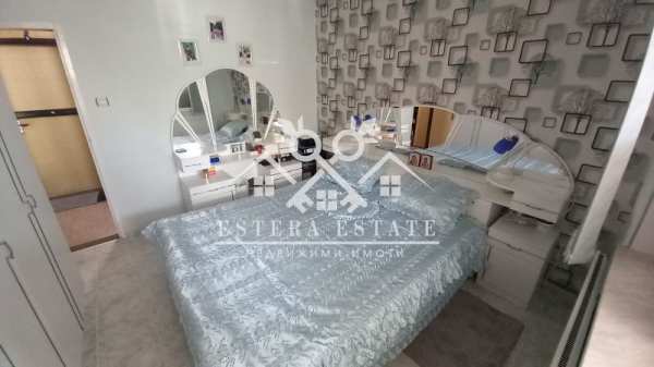 Продава  3-стаен град Шумен, Тракия
      82 кв.м