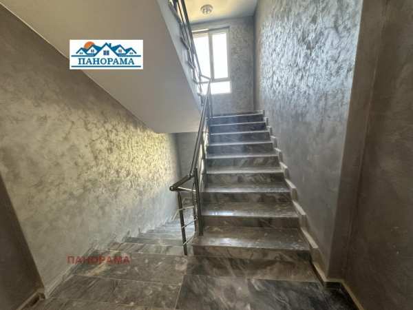 Продава  2-стаен град Пловдив, Кючук Париж
      76 кв.м