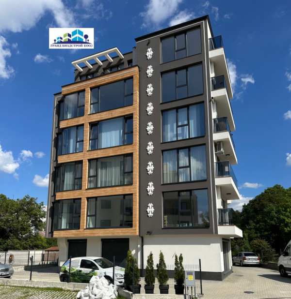 Продава  гараж, паркомясто град Шумен, Болницата
      17 кв.м