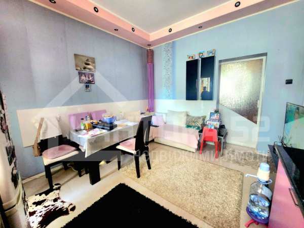 Продава 3-стаен, гр. варна, център