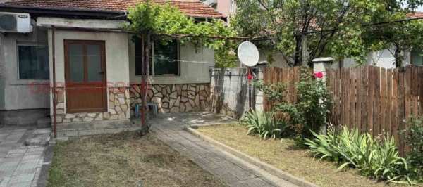 Продава  къща град Шумен, Добруджански
      45 кв.м