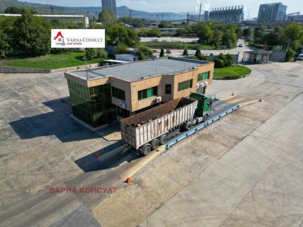 Продава бизнес имот, гр. девня, област варна