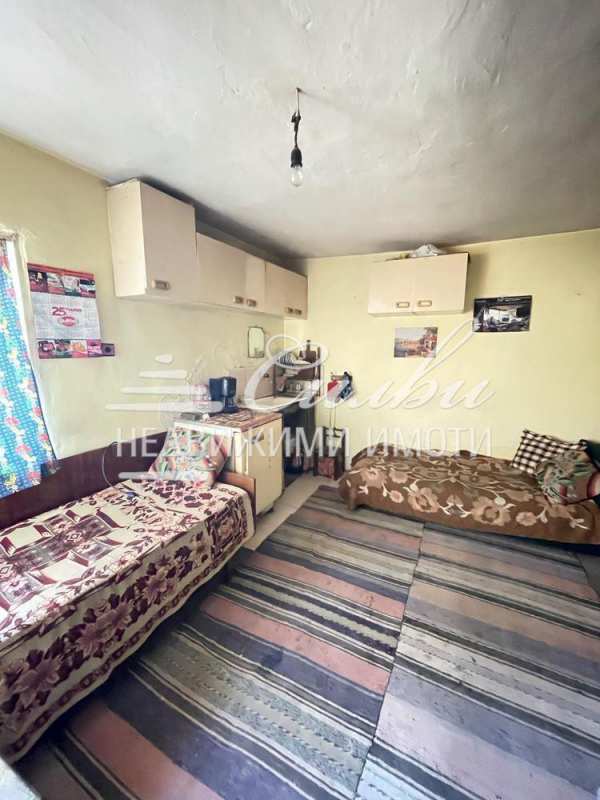 Продава вила, гр. шумен, м-т под манастира