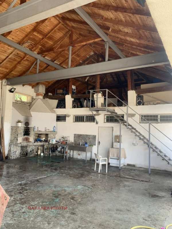 Продава пром. помещение, с. брестовица, област пловдив