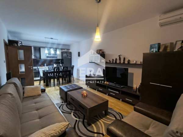 Продава 3-стаен, гр. велико търново, колю фичето