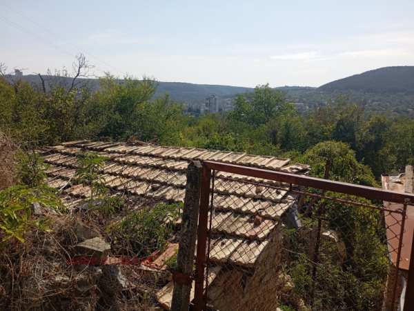 Продава парцел, гр. шумен, м-т под манастира