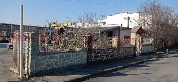 Продава бизнес имот, гр. момчилград, област кърджали