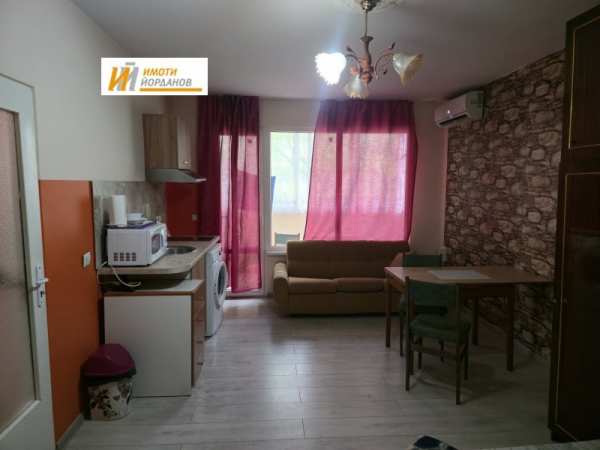 Продава  3-стаен град Велико Търново, Зона Б
      78 кв.м