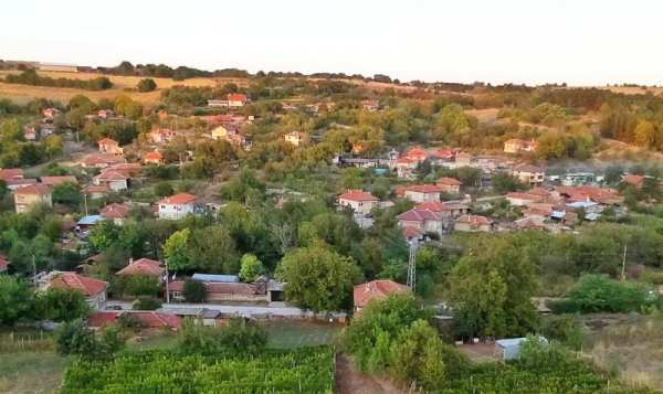 Продава пром. помещение, с. пиргово, област русе