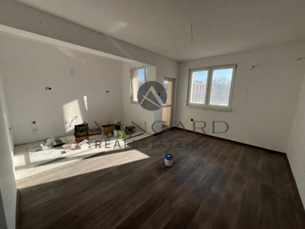 Продава етаж от къща, гр. пловдив, кършияка