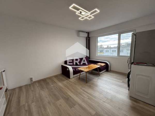 Продава 2-стаен, гр. шумен, тракия