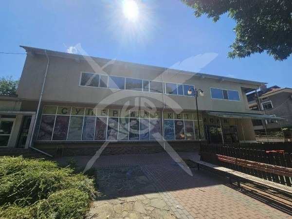 Продава бизнес имот, гр. карнобат, област бургас