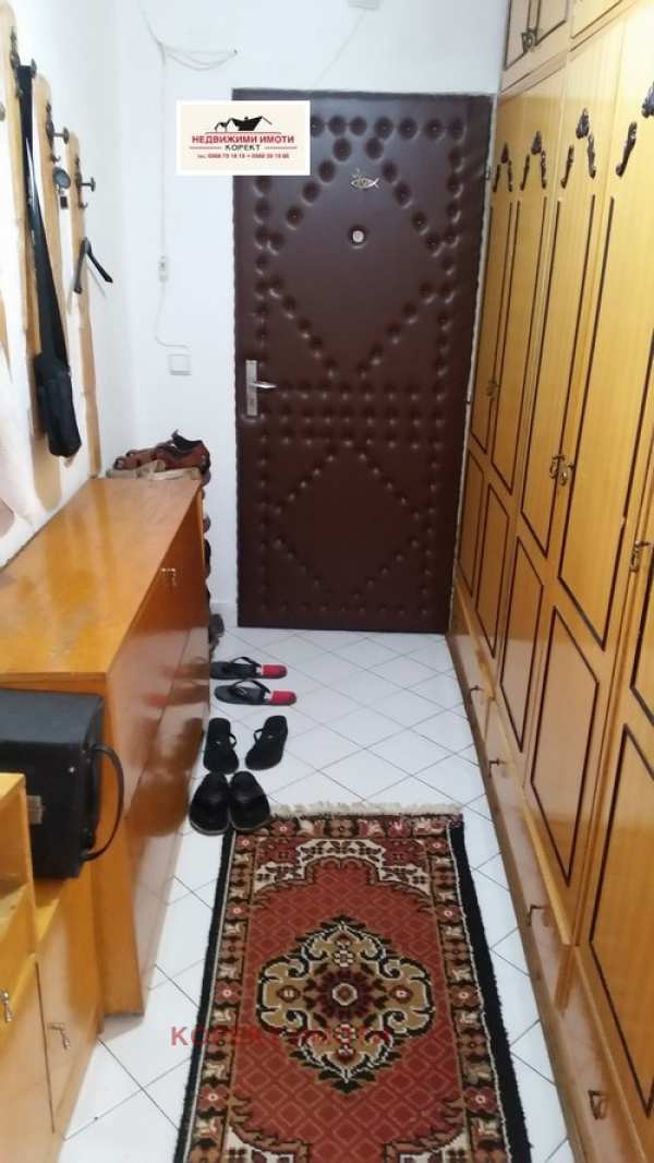 Продава 2-стаен, гр. шумен, еверест