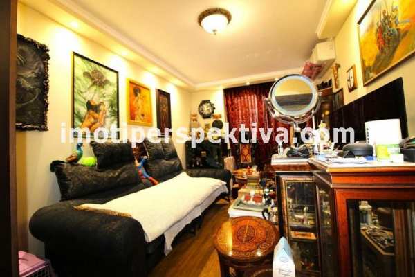 Продава 2-стаен, гр. пловдив, център