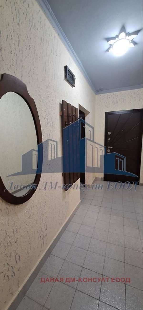 Продава 3-стаен, гр. шумен, тракия