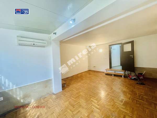 Продава бизнес имот, гр. софия, докторски паметник