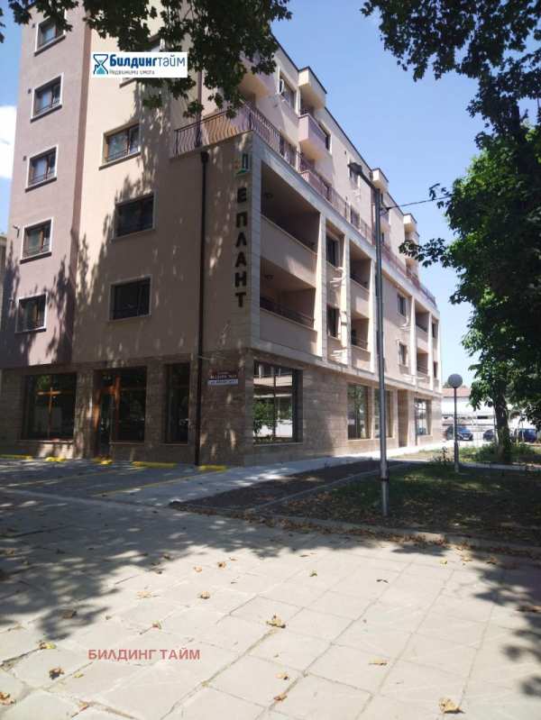 Продава  2-стаен град Шумен, Добруджански
      82 кв.м