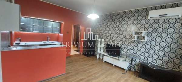 Продава 2-стаен, гр. пловдив, център