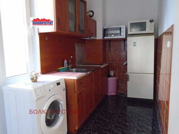 Дава под наем 2-стаен, гр. велико търново, център