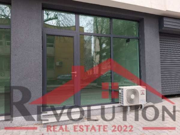 Дава под наем офис, гр. кърджали, център