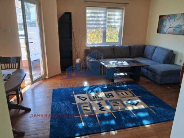 Дава под наем 2-стаен, гр. шумен, център