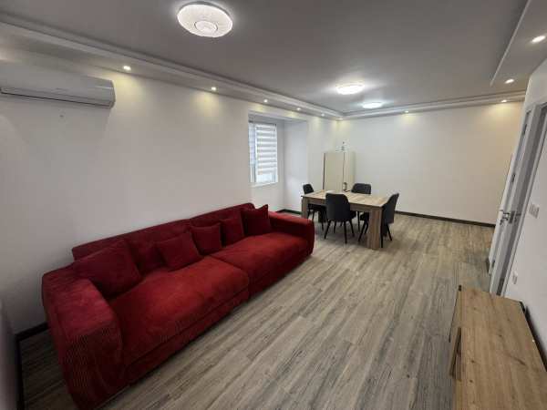 Дава под наем 3-стаен, гр. велико търново, бузлуджа