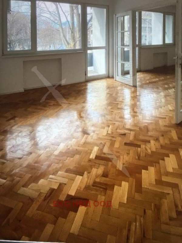 Дава под наем офис, гр. пловдив, кършияка