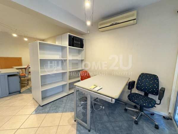 Дава под наем офис, гр. пловдив, център