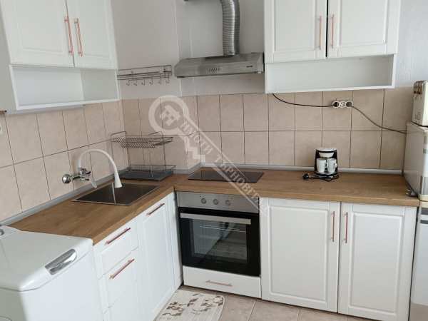 Дава под наем 2-стаен, гр. велико търново, център