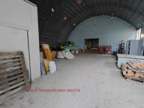 Дава под наем пром. помещение, гр. габрово, промишлена зона